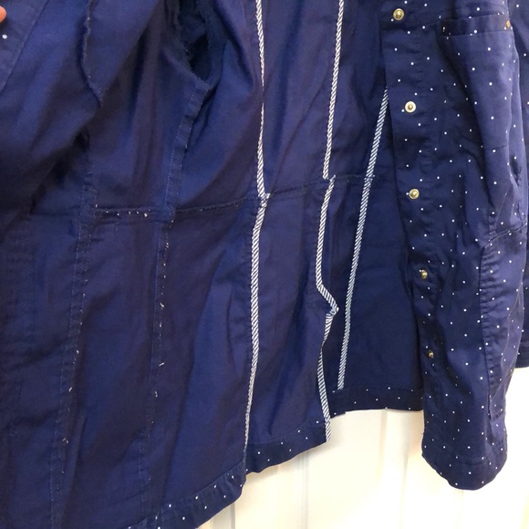 Chico’s Light Weight Jacket / Size 1 - Picture 4 of 4